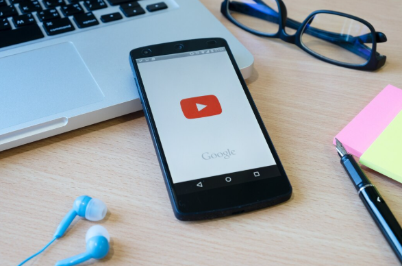 YouTube to MP4 Downloader